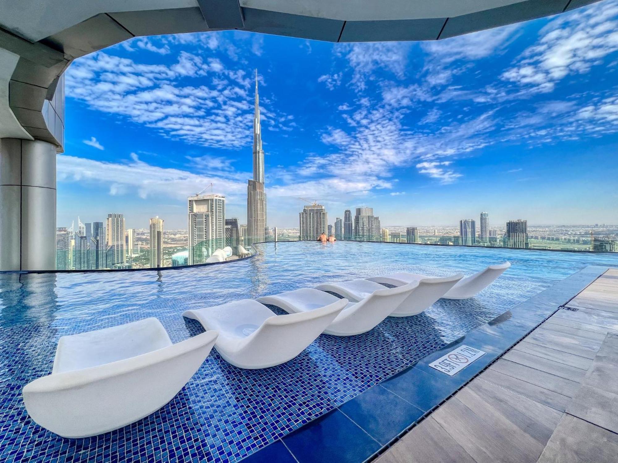 Highest Infinity Pool In Downtown Dubai Lägenhet Exteriör bild