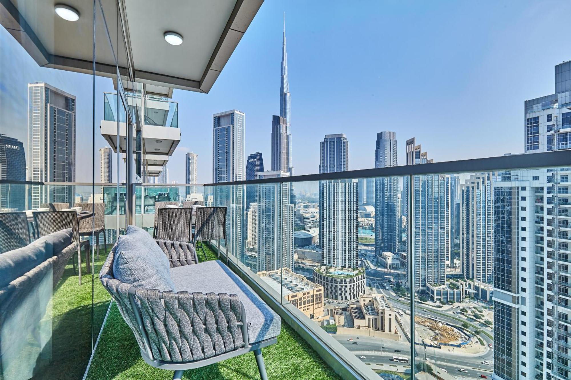 Highest Infinity Pool In Downtown Dubai Lägenhet Exteriör bild
