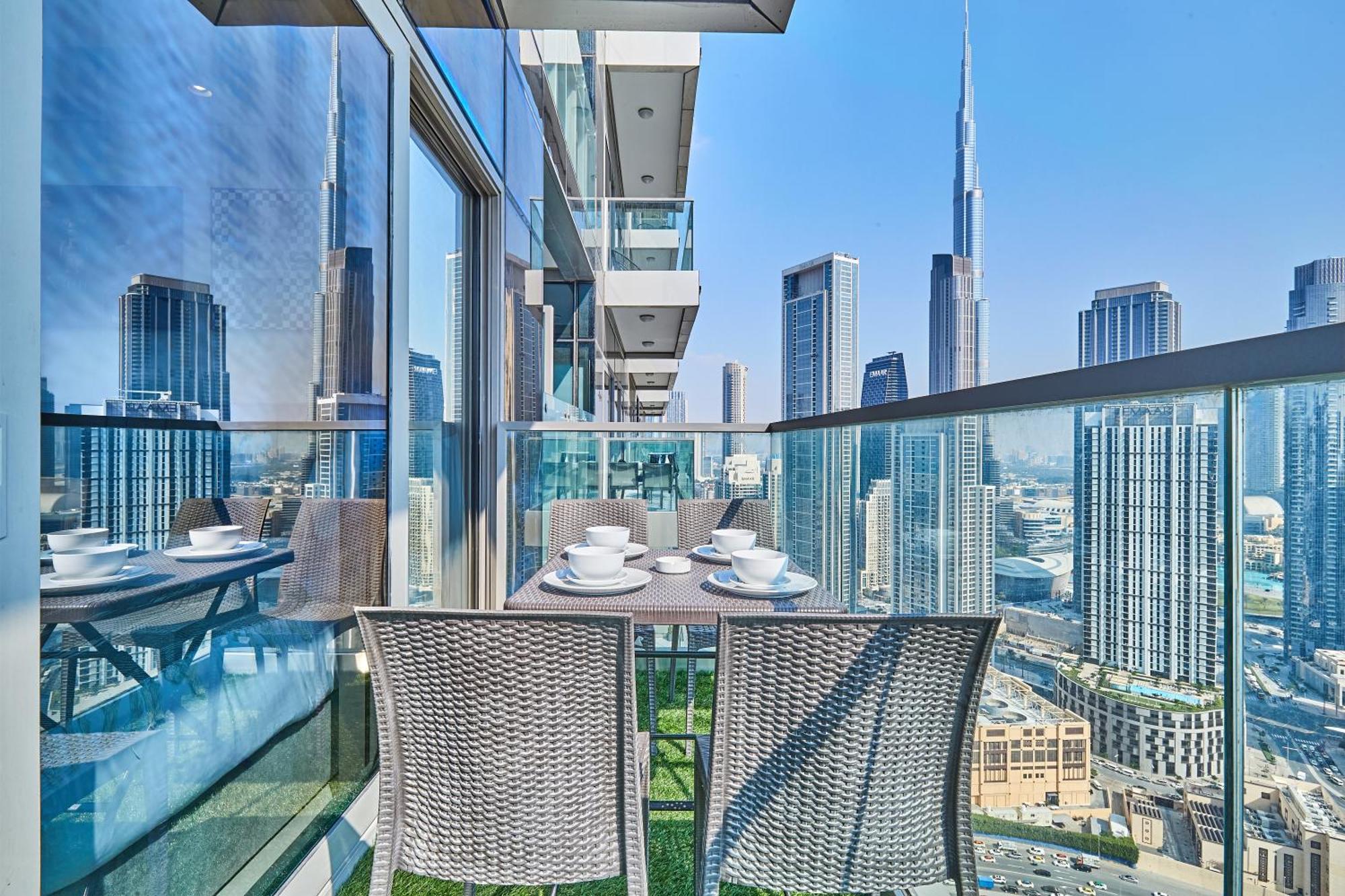 Highest Infinity Pool In Downtown Dubai Lägenhet Exteriör bild