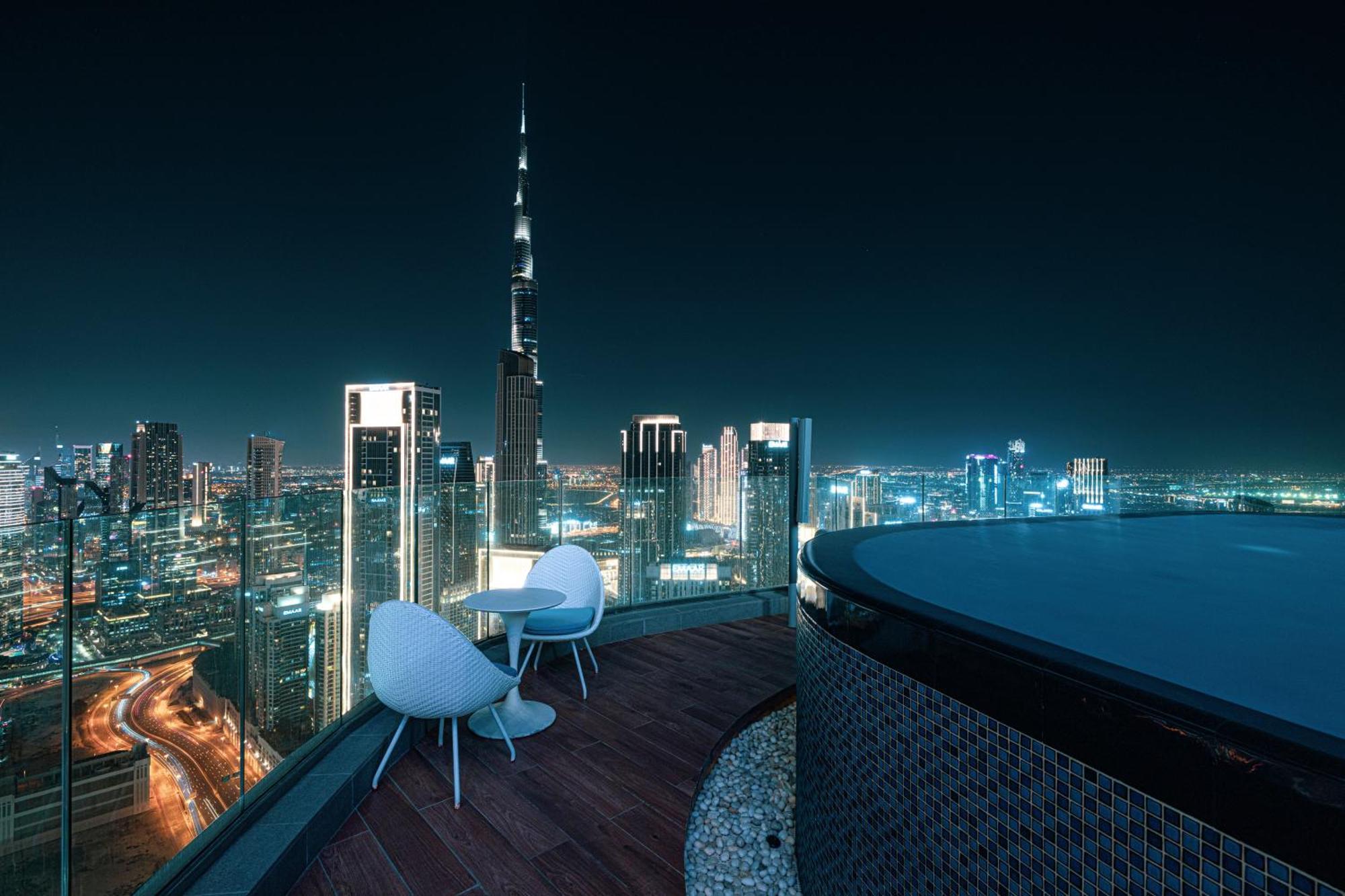 Highest Infinity Pool In Downtown Dubai Lägenhet Exteriör bild