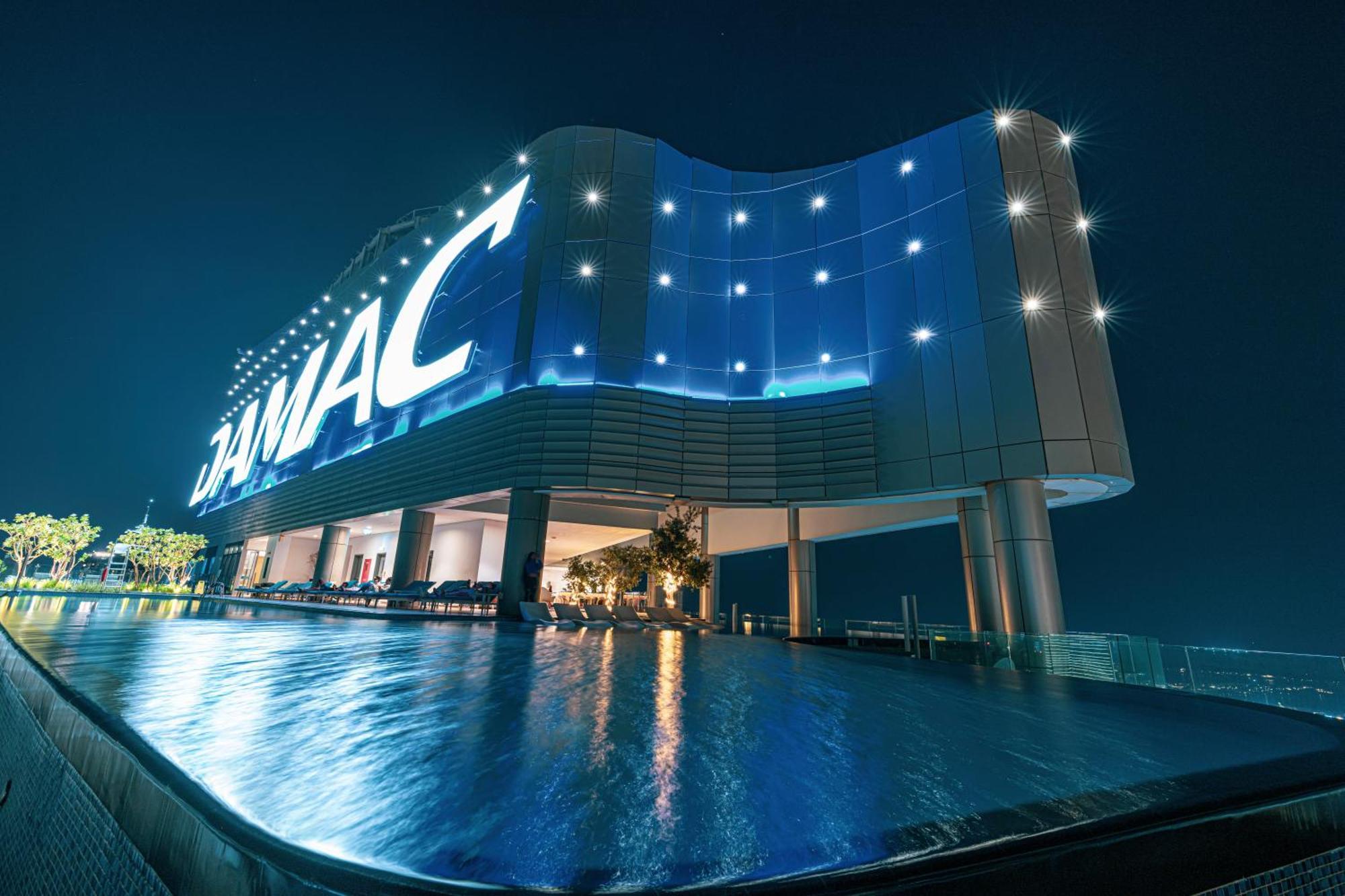 Highest Infinity Pool In Downtown Dubai Lägenhet Exteriör bild